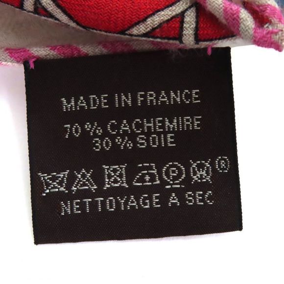 Hermes Triangle Géant Foldable Covered Carriage Cashmere Silk Naturel/rouge/bleu - Picture 6 of 7